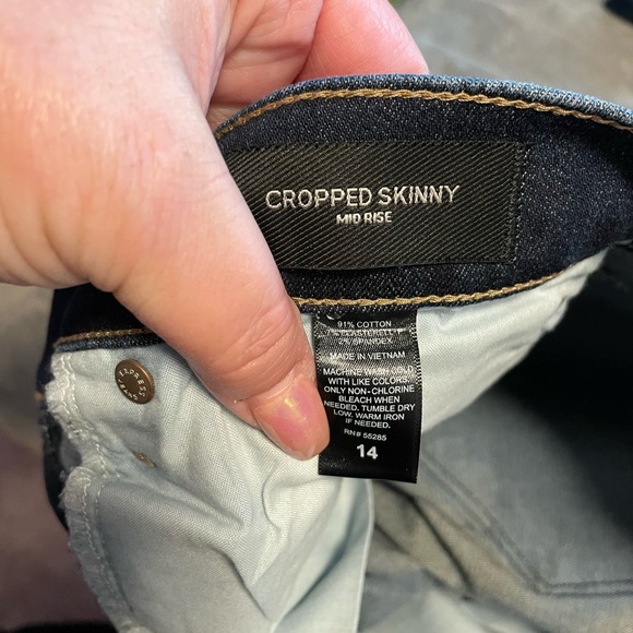 Express cropped skinny mid rise frayed jeans SZ 14 - Picture 9 of 11